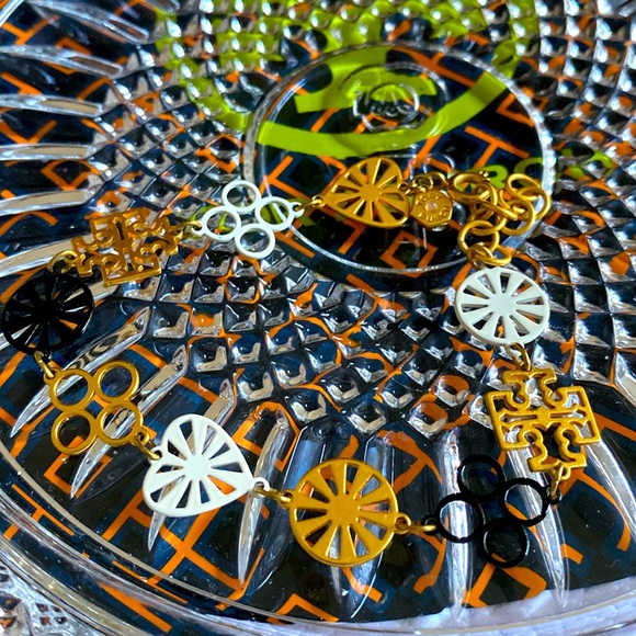 NWOT Tory Burch Bracelet - Picture 10 of 10